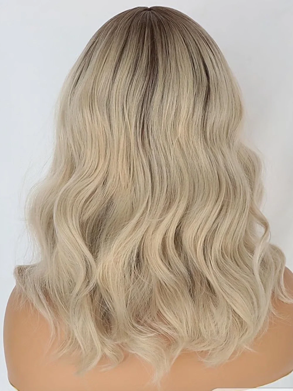 NWT Lace Front Ash Blonde with Brown Roots 14” Wavy Wig